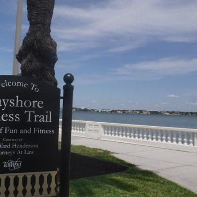 Bayshore Boulevard, the longest continuous sidewalk in the world