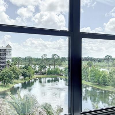 Grove Resort condo with great lake view 