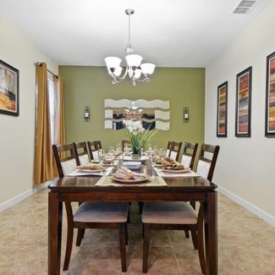 Separate dining room Retreat At ChampionsGate